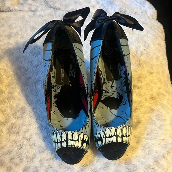 IRON FIST ZOMBIE PUMPS - Picture 6 of 6